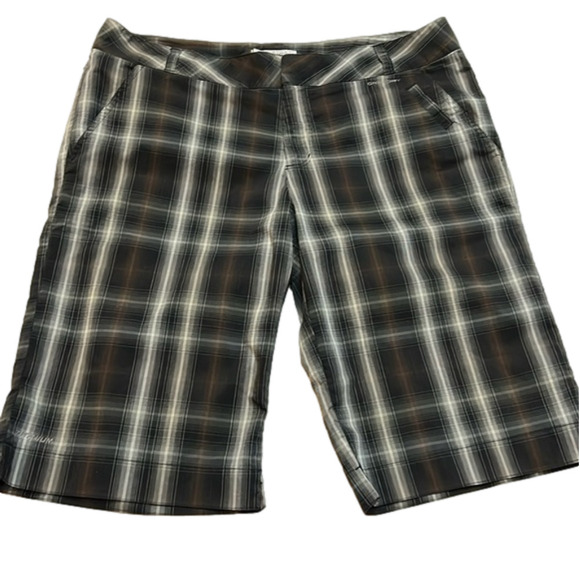 Columbia Titanium Omni-Shield Black Plaid Shorts size 16 - Picture 1 of 12